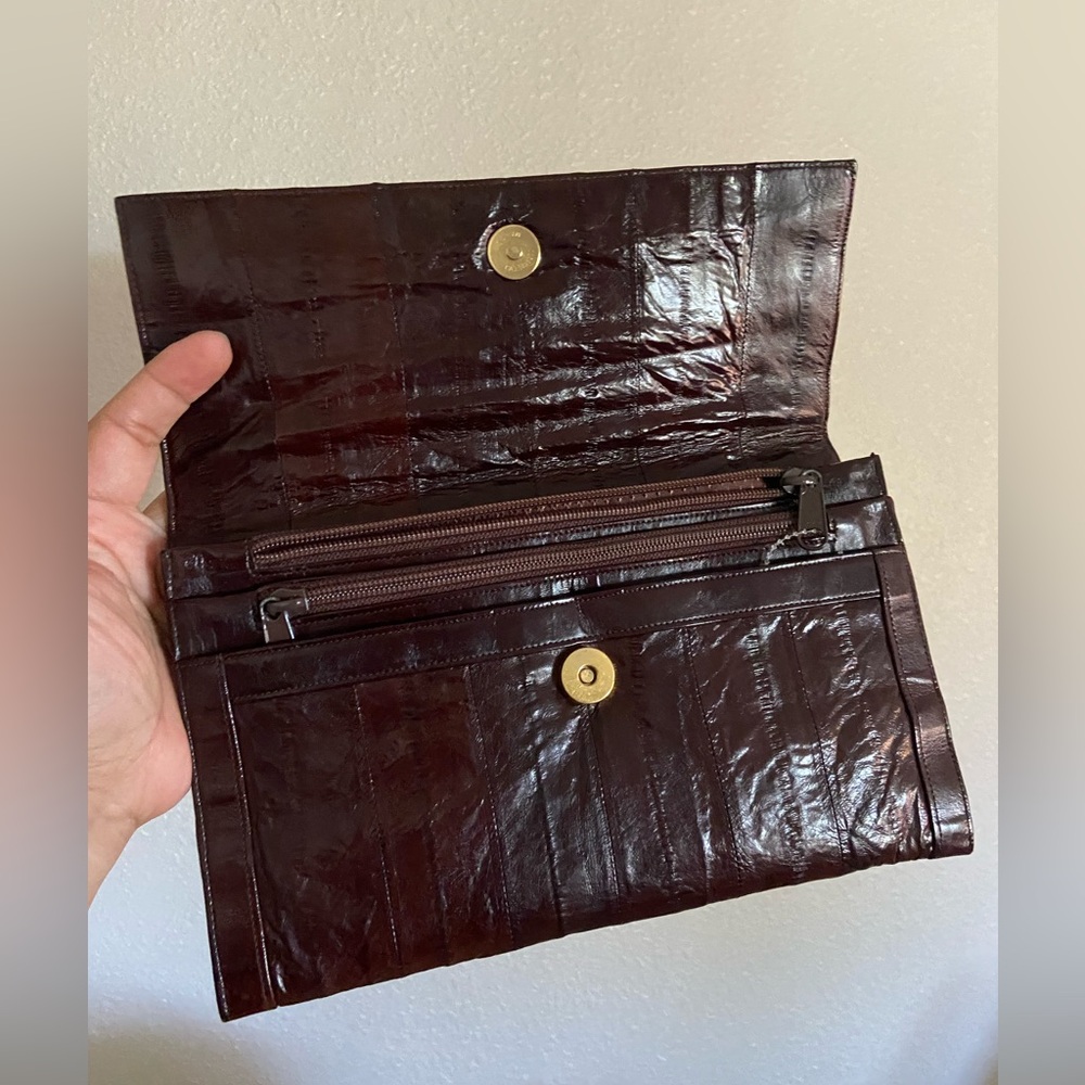 #4- Royal Hook Chestnut Brown Patchwork Eel Leath… - image 2